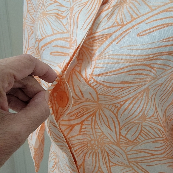 Rafaella Size M Salmon & Ivory Leaf Pattern 100% Linen Button Front Top - Picture 7 of 13